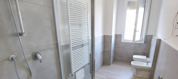 Apartamento de 3 habitaciónes en Fiorano Modenese, Italy No. 17250 5