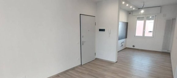 Apartamento de 3 habitaciónes en Fiorano Modenese, Italy No. 17250 8