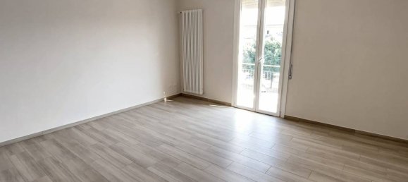 Apartamento de 3 habitaciónes en Fiorano Modenese, Italy No. 17250 6