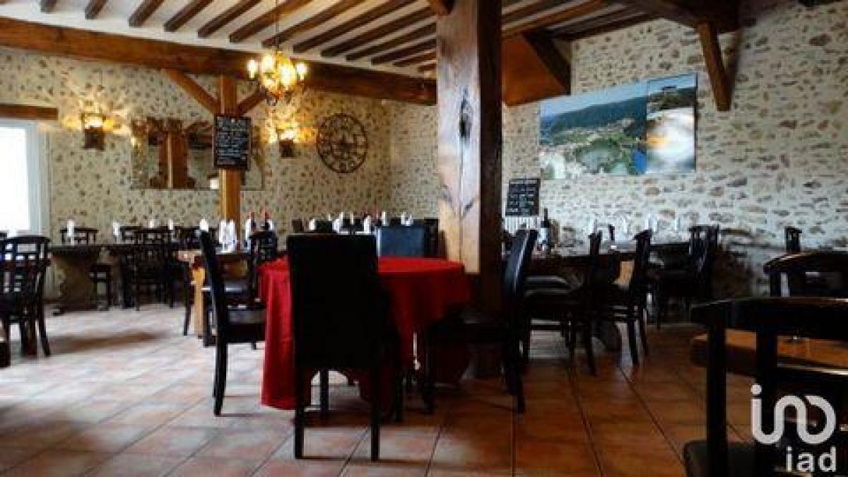 Fabrik in Dourdan, France 200m², Nr. 17782