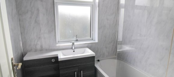  House in Rossendale, United Kingdom No. 2010 11