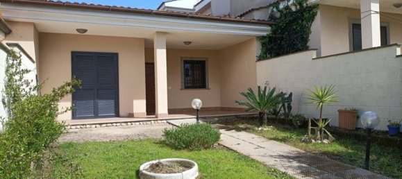 75m² Commercial property in Anzio, Italy No. 3557 8