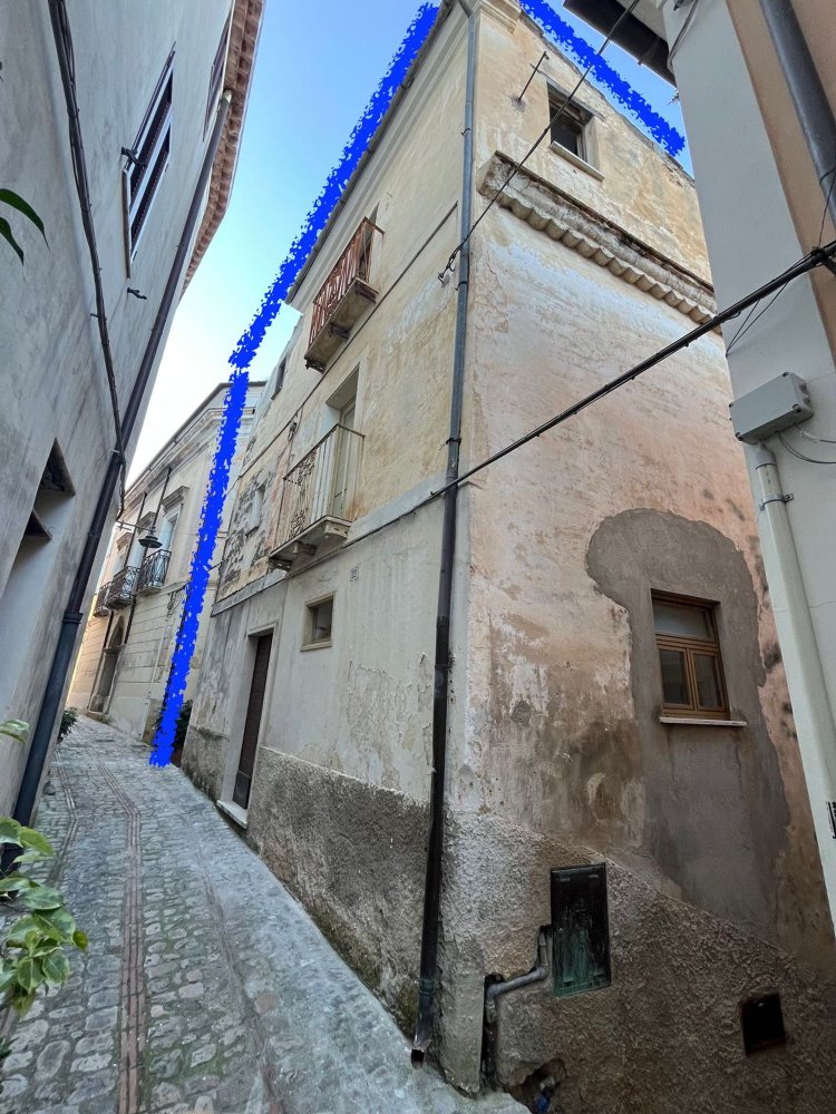 5 rooms House in Monte San Biagio, Italy No. 59137