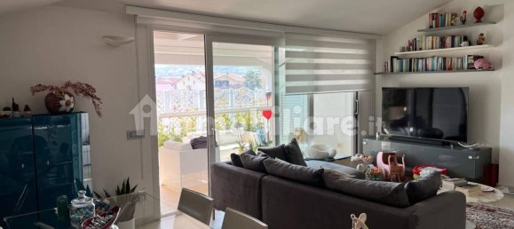 2 bedrooms Penthouse in Tortoreto, Italy No. 238882 2