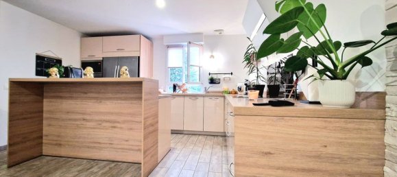 Casa de 3 dormitorios en Crecy-la-Chapelle, France No. 319452 4