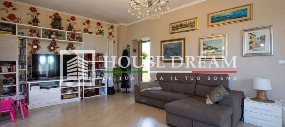 4 Schlafzimmer Villa in Ciampino, Italy, Nr. 296883 26