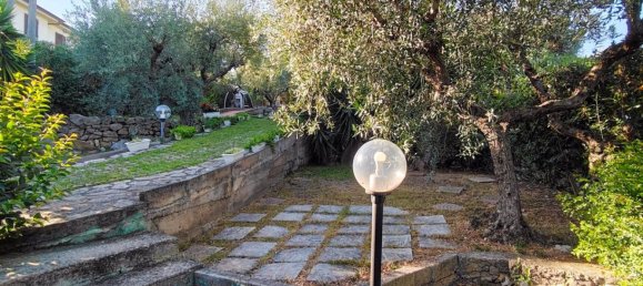 7 bedrooms Villa in Terracina, Italy No. 309244 4