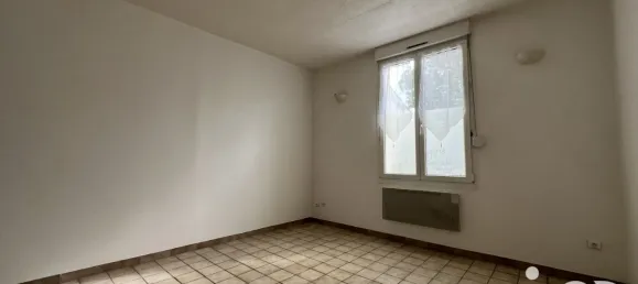 Studio in Reims, France No. 352360 2