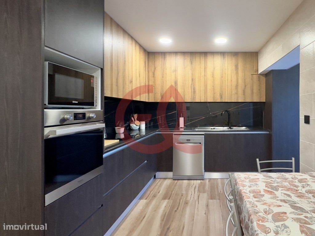 Apartamento de 3 dormitorios en Darque, Portugal No. 302628