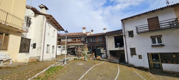 3-salle Maison à Udine, Italy No. 267005 2