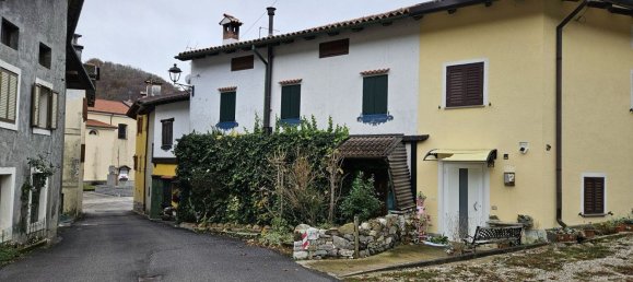 3-salle Maison à Udine, Italy No. 267005 10