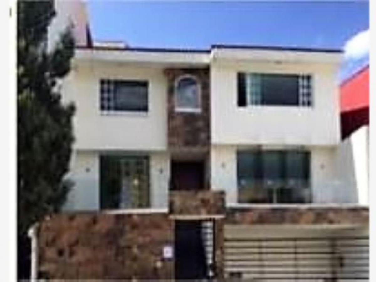 3 bedrooms House in Naucalpan de Juarez, Mexico No. 225197