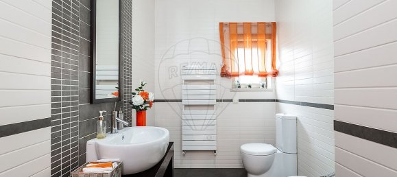 4 bedrooms House in Leiria, Portugal No. 24303 30