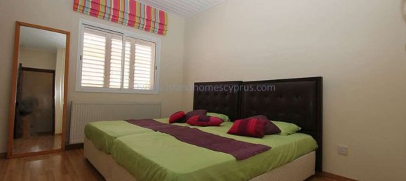 5 Schlafzimmer Haus in Deryneia, Cyprus, Nr. 23812 18