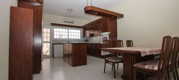 5 Schlafzimmer Haus in Deryneia, Cyprus, Nr. 23812 11