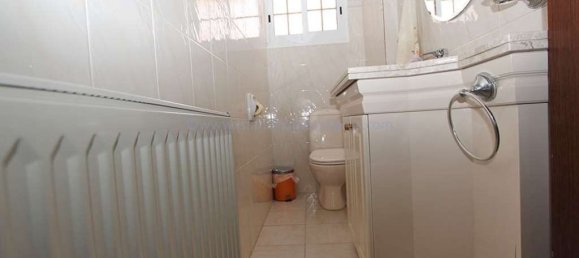 5 Schlafzimmer Haus in Deryneia, Cyprus, Nr. 23812 28