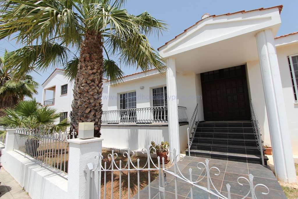5 Schlafzimmer Haus in Deryneia, Cyprus, Nr. 23812
