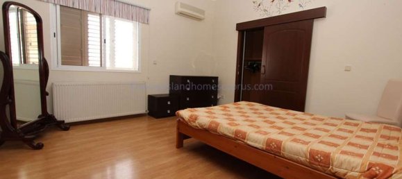 5 Schlafzimmer Haus in Deryneia, Cyprus, Nr. 23812 23