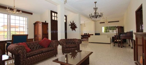 5 Schlafzimmer Haus in Deryneia, Cyprus, Nr. 23812 4