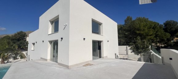 4 bedrooms Villa in Finestrat, Spain No. 11772 3