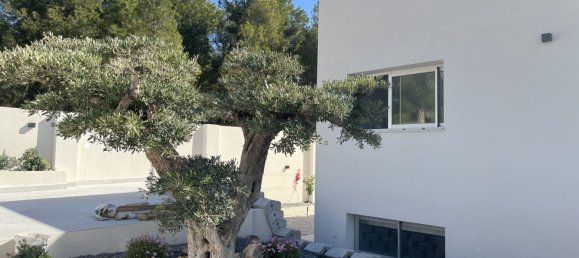 4 bedrooms Villa in Finestrat, Spain No. 11772 2