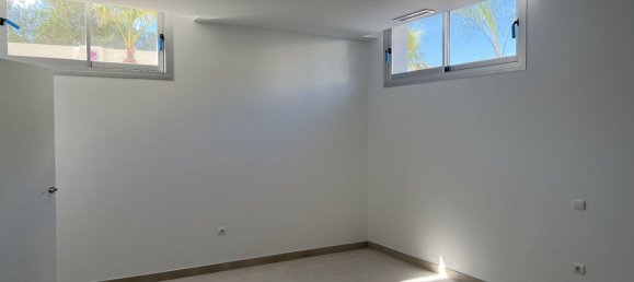 4 bedrooms Villa in Finestrat, Spain No. 11772 9