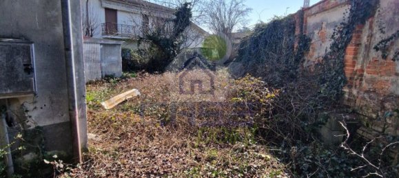 Gewerbliche Immobilie in Cremona, Italy 210m², Nr. 207354 10