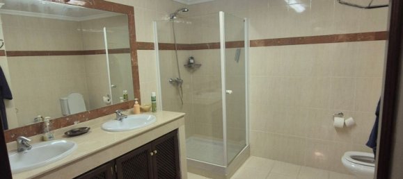 5 bedrooms Villa in Estepona, Spain No. 187866 22