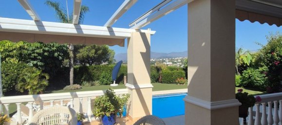 5 bedrooms Villa in Estepona, Spain No. 187866 9