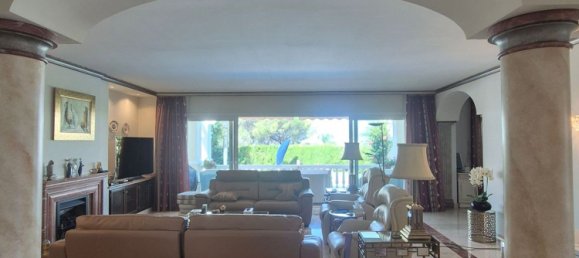 5 bedrooms Villa in Estepona, Spain No. 187866 7