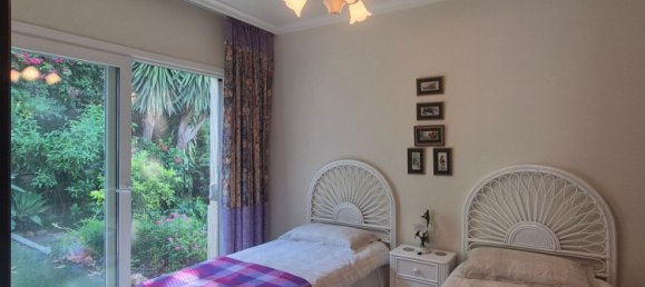 5 bedrooms Villa in Estepona, Spain No. 187866 18