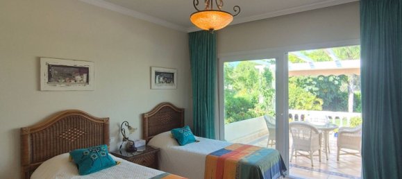 5 bedrooms Villa in Estepona, Spain No. 187866 19