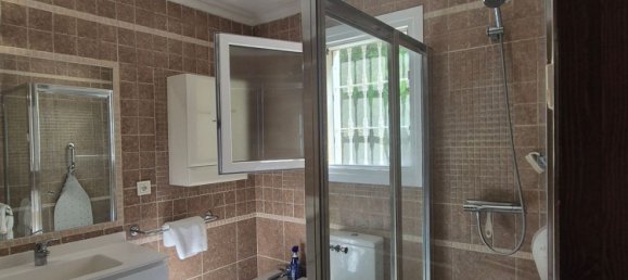 5 bedrooms Villa in Estepona, Spain No. 187866 16