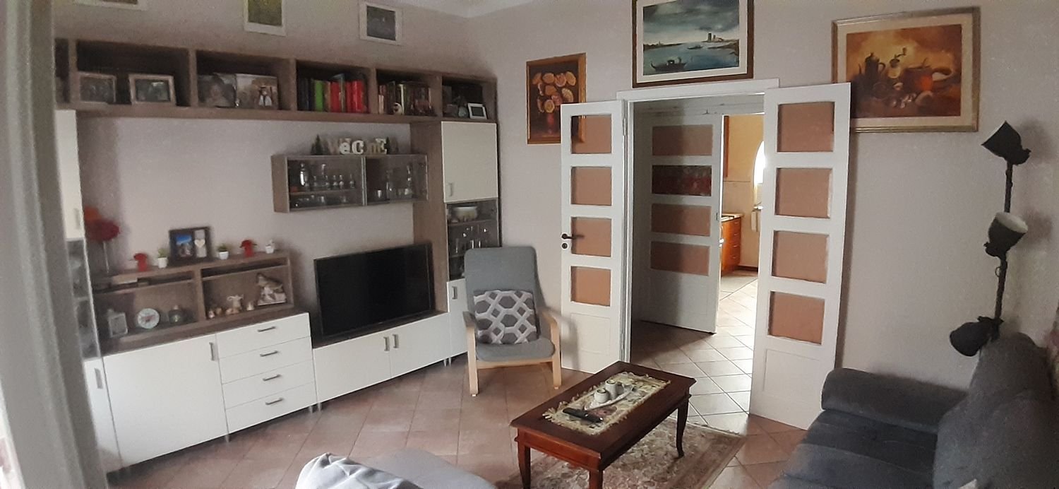 5 غرف نوم شقة في Carrara, Italy رقم 334793