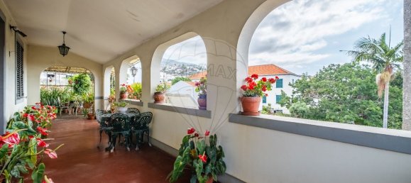 9 bedrooms Building in Funchal, Portugal No. 69242 24