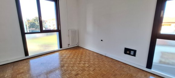 Apartamento de 3 habitaciónes en Veniano, Italy No. 235870 29