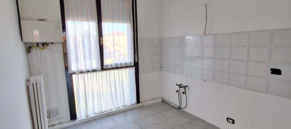 Apartamento de 3 habitaciónes en Veniano, Italy No. 235870 8