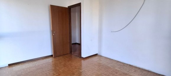 Apartamento de 3 habitaciónes en Veniano, Italy No. 235870 34