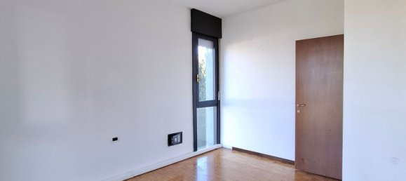 Apartamento de 3 habitaciónes en Veniano, Italy No. 235870 33
