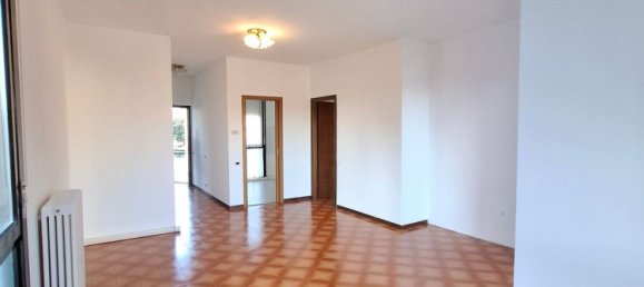 Apartamento de 3 habitaciónes en Veniano, Italy No. 235870 7