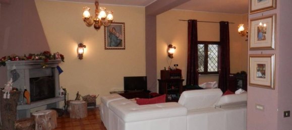 6 bedrooms Villa in Nemi, Italy No. 9716 13