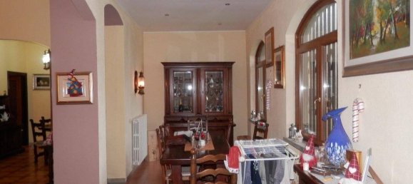 6 bedrooms Villa in Nemi, Italy No. 9716 16