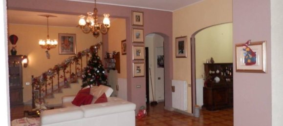 6 bedrooms Villa in Nemi, Italy No. 9716 10