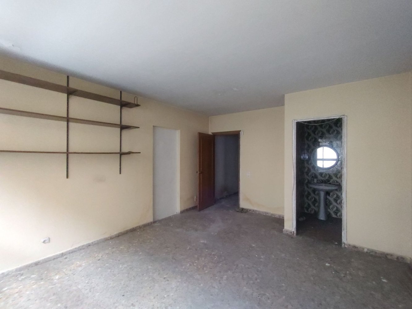 Propiedad comercial en Segovia, Spain 53 m² No. 85199