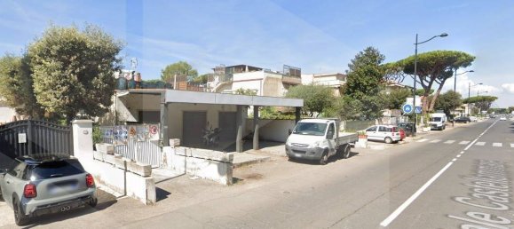 2-salle Propriété commerciale à Fiumicino, Italy No. 33627 3