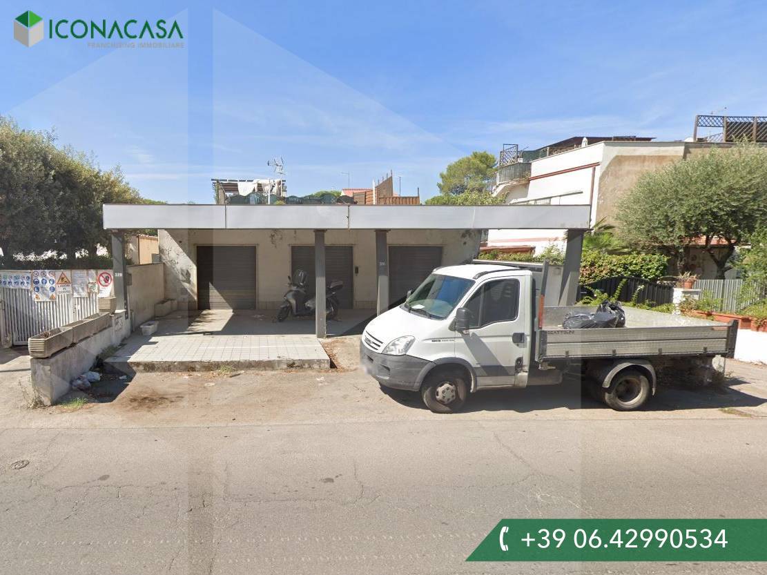 2-salle Propriété commerciale à Fiumicino, Italy No. 33627