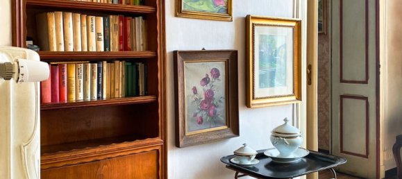 6 rooms Apartment in Cuneo, Italy No. 13532 4