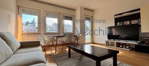 5 bedrooms Apartment in Treviso, Italy No. 314239 2