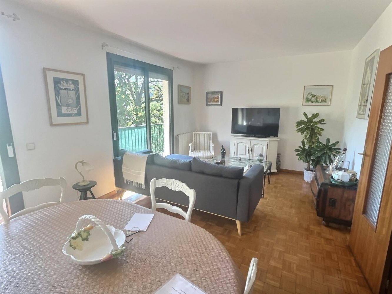 2 bedrooms Apartment in Marseille, France No. 353202