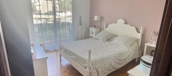 2 bedrooms Apartment in Marseille, France No. 353202 6